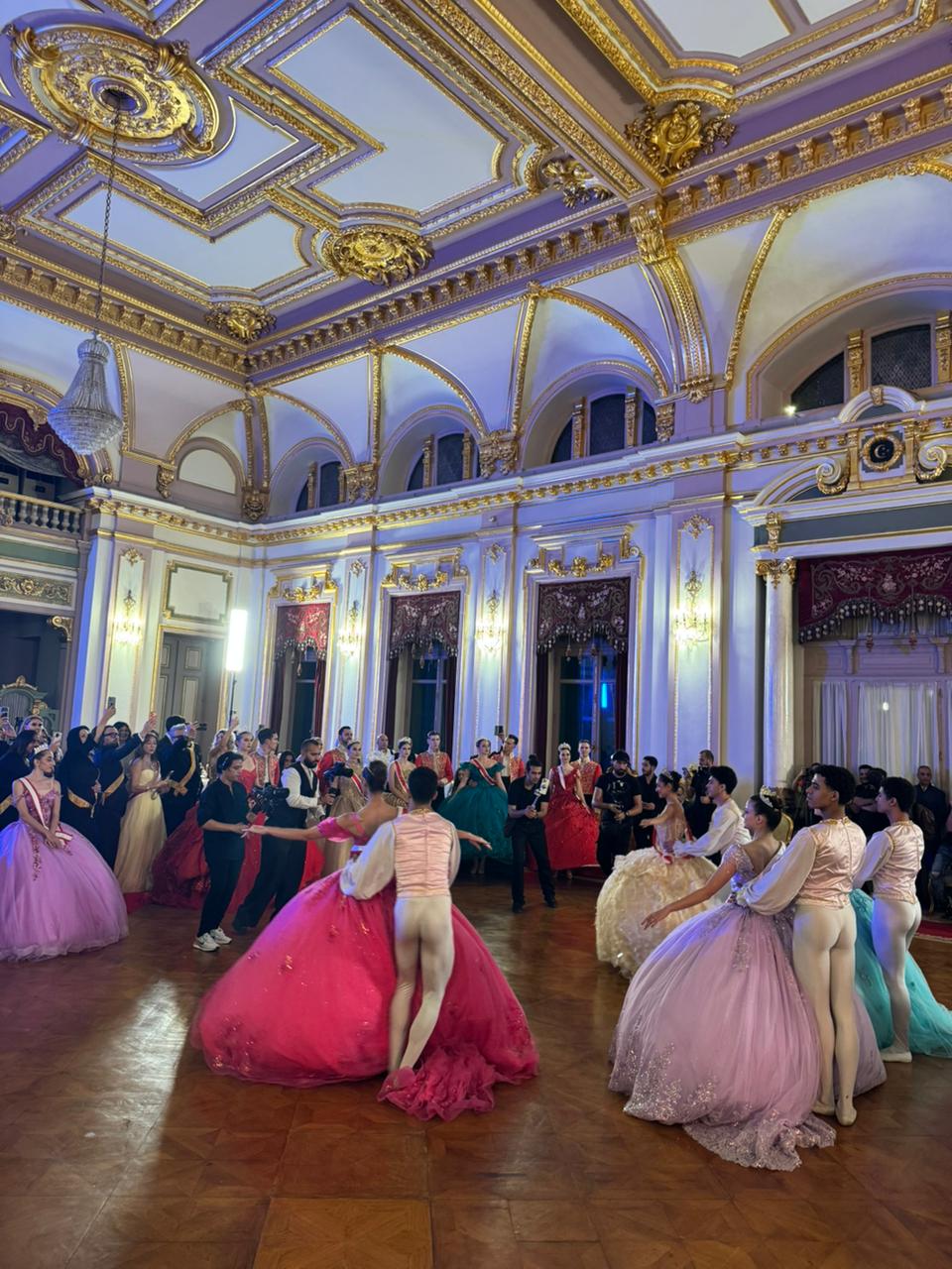 <strong>حفل The Grand Ball الملكي</strong>