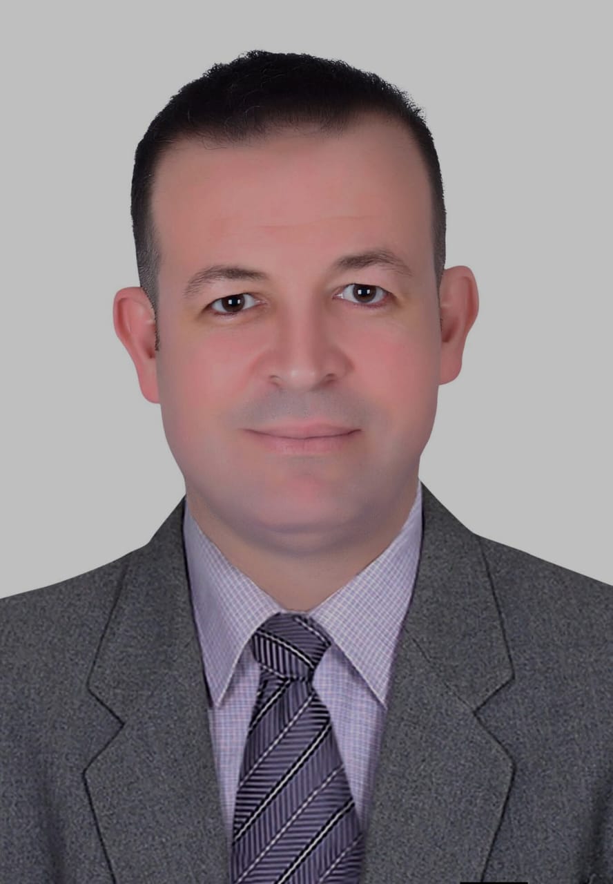 سعيد شاهين