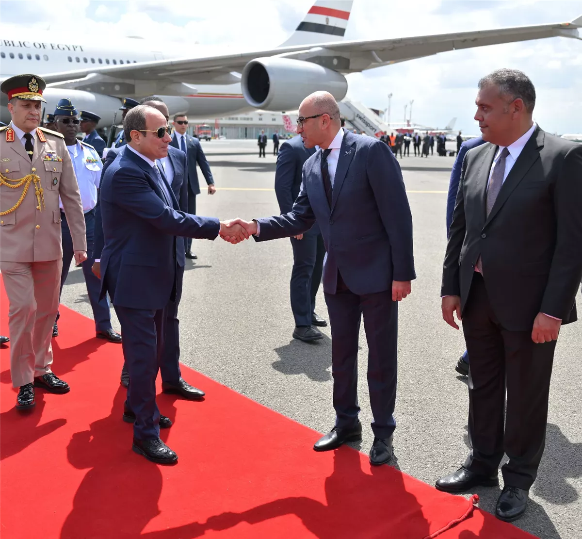 الرئيس السيسي يصل نيروبي