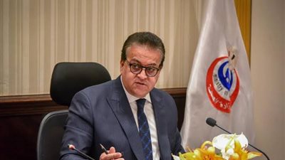 وزير الصحة يشكر السيسي ويعلن تفاصيل تحسين أجور المهن الطبية 