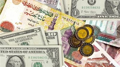 تراجع ملحوظ في أسعار الدولار اليوم بمختلف البنوك المحلية