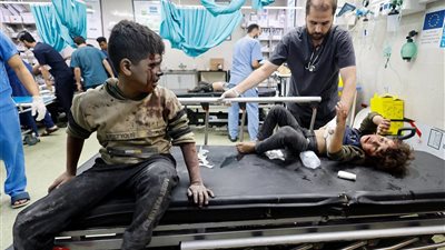 الاحتلال يقتحم مجمع ناصر الطبي في خان يونس