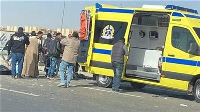 حادث تصادم سيارتين يصيب 11 شخصا فى التجمع