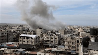 الاحتلال الصهيوني يشن غارات كثيفة على خان يونس