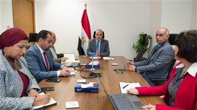 سويلم يتابع الدراسات الجارية ضمن برنامج البحوث التطبيقية مع هولندا