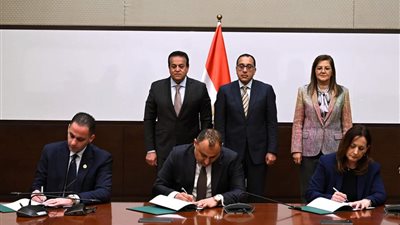 مدبولي يشهد توقيع بروتوكول تعاون لتنفيذ أنشطة تعزيز حوكمة قطاع الصحة