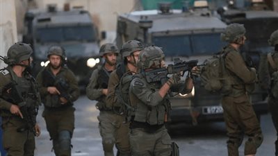 الفصائل الفلسطينية تدمر ناقلة جند إسرائيلية فى خان يونس