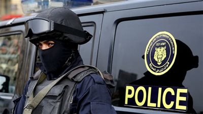 تحريات مكثفه لحل لغز مقتل شابا رميا بالرصاص في المنيرة الغربية