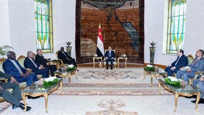 خلال لقائة مع نائب مجلس السيادة السوداني.. السيسي يؤكد دعم مصر للسودان