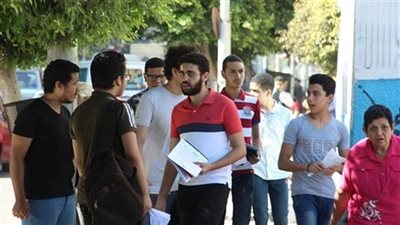 بعد بدء لجنة الامتحان..تداول أسئلة امتحان اللغة الفرنسية للثانوية العامة