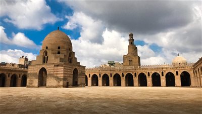 نقيب الأشراف يتقدم بالشكر للرئيس على اهتمامه بمساجد آل البيت
