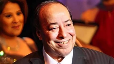 نجوم الفن والشعب الفلسطيني يتهافتون لنعي الراحل صلاح السعدني
