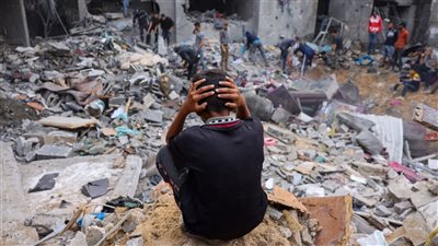 قوات الاحتلال تستهدف شمال مخيم النصيرات وسط القطاع