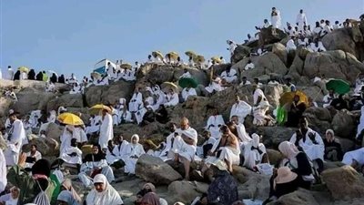 وفاة حاج مصري على جبل عرفات خلال أداء مناسك الحج