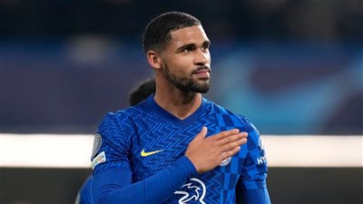 ميلان يعزز خط وسطه بالتعاقد مع اللاعب الإنجليزي