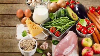 أطعمة تساعدك على الوقاية من مرض السرطان.. تعرف