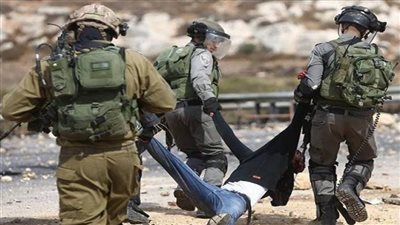 بينهم شقيقتا العاروري.. اعتقال 25 فلسطينيا في الضفة الغربية