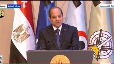 السيسي: الاستقامة طريق الخير ونواجه تحديات ومشاكل لها آثار وتأثير علينا
