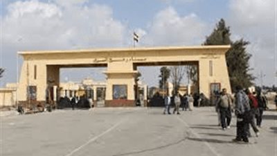 بجهود مصرية مكثفة.. عودة 100 مواطن مصري من قطاع غزة
