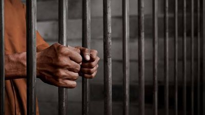 حبس عاطل لاتهامه بسرقة الهواتف المحمولة بمنطقة الموسكي
