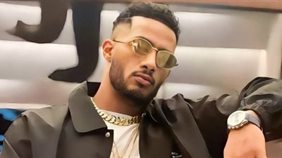 محمد رمضان يثير الجدل بعد ظهوره بالسيجارة والبلاي ستيشن 