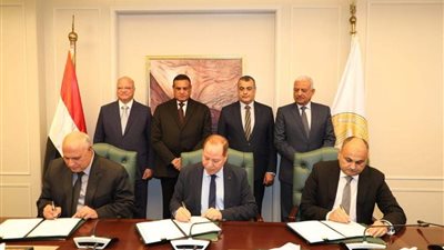 توقيع عقد اتفاق مشروع الدفع المسبق بين التمنية المحلية والإنتاج الحربي