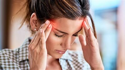 صداع الصيام.. أسبابه وطرق علاج طبيعية يُنصح بها