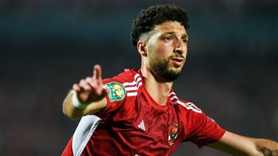 كاف يتغنى بمهاجم الأهلي.. الوسام للطيران تتمنى لكم رحلة ممتعة وآمنة إلى النهائي