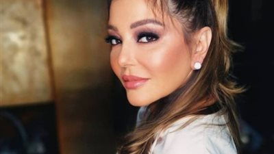“كداب”.. سميرة سعيد تستعد لطرح كليب جديد خلال الأسبوع الجاري