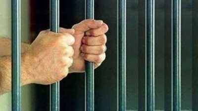 تجديد حبس لص سرق حقيبة من مواطن بالقاهرة