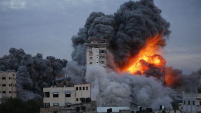 الاحتلال يواصل قصف المناطق الشرقية في غزة