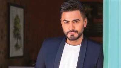 تامر حسني: 