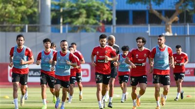 لحل أزمة المهاجم.. بيبو يقترح نجم شباب الأهلي على كولر