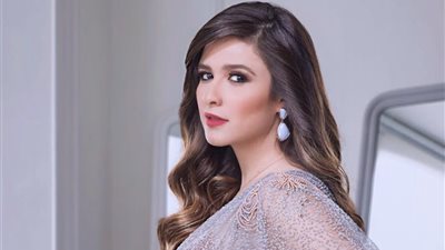 ياسمين عبد العزيز تعود للسينما بعد غياب 5 سنوات 
