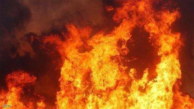 مصرع وإصابة 4 عمال جراء حريق مصنع بمدينة بدر