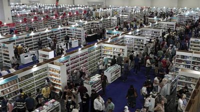 بين إصدارات وفعاليات معرض الكتاب بنسخته الـ 55 