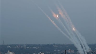 سرايا القدس تُعلن قصف المنطقة الصناعية في عسقلان