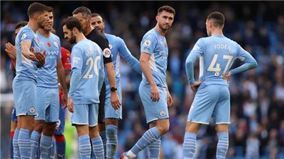 برشلونة يقترب من ضم لاعب مانشستر سيتي في الميركاتو