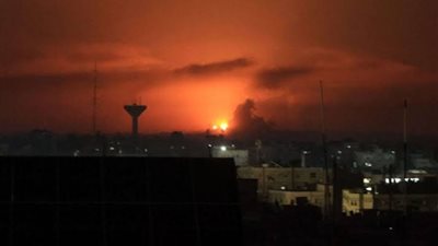 عشرات القتلى والجرحى في قصف ليلي عنيف على قطاع غزة