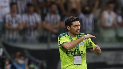 على قمة الأجور: أبيل فيريرا يُحقق اتفاقاً لتدريب السد