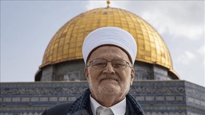 الاحتلال الصهيونى يقتحم منزل خطيب المسجد الأقصى ويهدد باغتياله