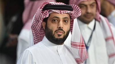 تركي آل الشيخ يعلن عن مسلسل يروي قصة حياة محمد عبده