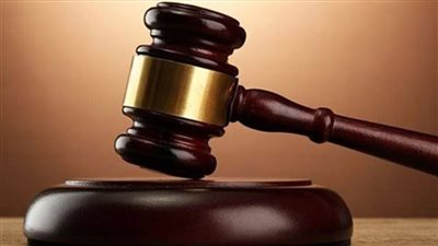قرار عاجل بشأن مضيفة الطيران التونسية بتهمة إنهاء حياة نجلتها