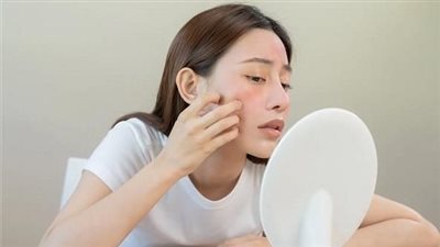 علامات تظهر ارتفاع الكوليسترول في الدم .. لا تتجاهلها  