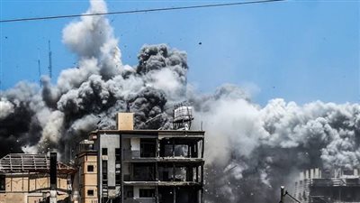 قصف مدفعي وطائرات مسيرة يوقعان شهداء وجرحى في قطاع غزة