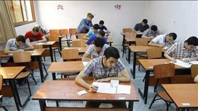 جدول امتحانات المراحل التعليمية المختلفة ومواعيد إجازة نصف العام الدراسي لعام 2025 