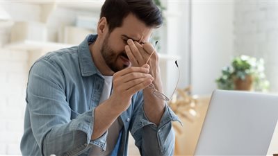 «خوف من الفقدان» التأثير النفسي للتوتر المهني