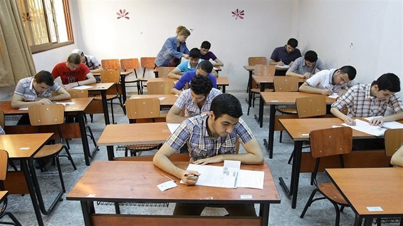 طلاب الثانوية