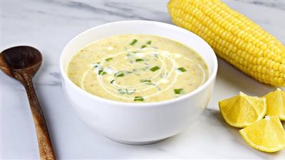أسهل وصفة لشوربة الدجاج بالذرة والكريمية اللذيذة