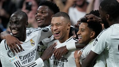 ريال مدريد يكتسح كايرات بخماسية.. ومبابي يخطف الأضواء